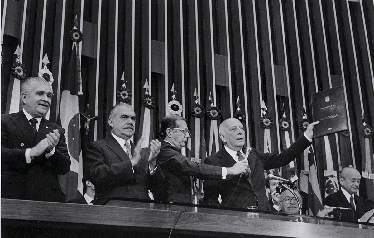 | Arquivos
do Senado, Câmara e Agência Brasil