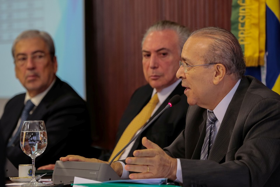 O presidente do Brasil, Michel Temer, com o ministro da Casa Civil, Eliseu Padilha: autoridades marcaram lançamento do Plano Safra da Agricultura Familiar | MARCOS CORREA/PR