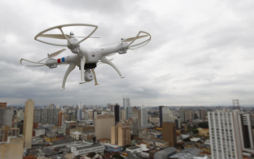 Novos usos de drones serão possíveis após regulamentação da Agência Nacional de Aviação Civil (Anac). | Jonathan Campos/Gazeta do Povo