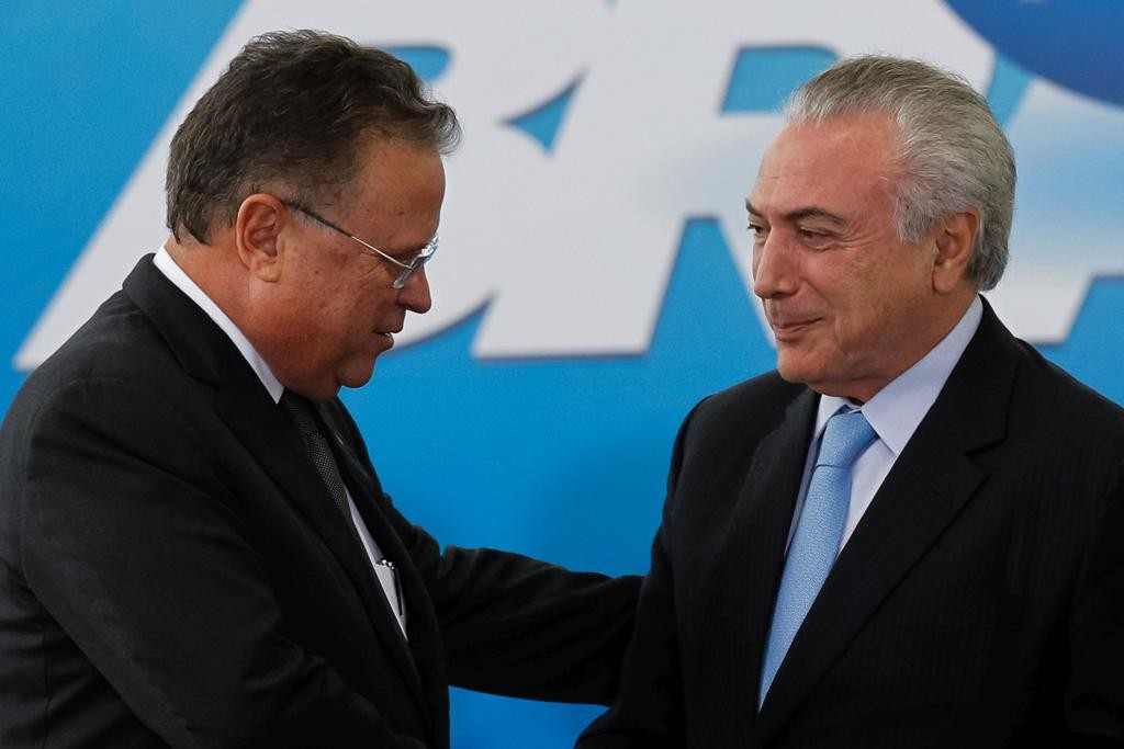 O Ministro da Agricultura, Blairo Maggi, e o presidente do Brasil, Michel Temer, anunciaram o Plano Safra 2017/2018: serão R$ 190 bilhões  para médios e grandes produtores