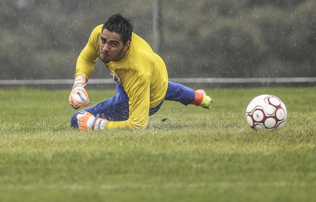 Richard foi formado no São Paulo e contratado as pressas pelo Paraná após a lesão de dois goleiros. | Jonathan Campos/Gazeta do Povo