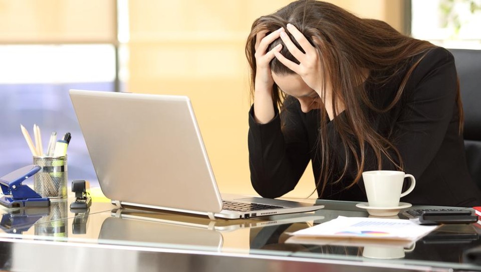 Atenção: 20 sinais de que você pode ser demitido a qualquer momento. | Bigstock