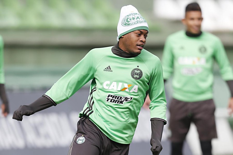 Zagueiro Márcio é um dos destaques da defesa do Coritiba, a melhor do Brasileiro. | Albari Rosa/gazeta do povo