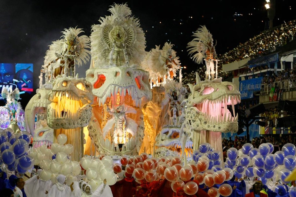 O carnaval precisa mesmo de dinheiro público? Escola de samba União da Ilha do Governador, carnaval de 2011 | Pablo Jacob/Agência O Globo