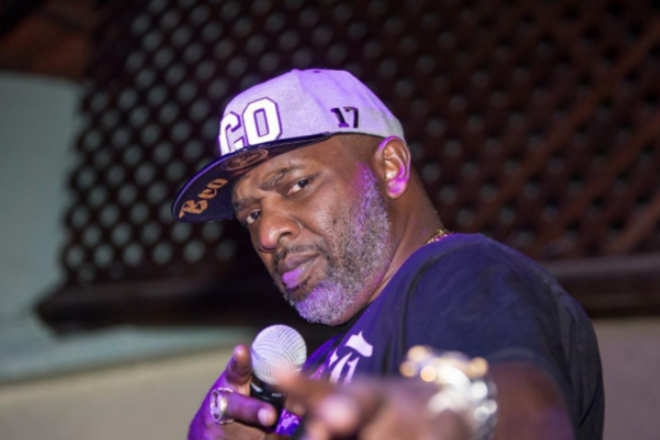 Mr. Catra: apologia ao tráfico, mas tema de tese elogiosa | Reprodução/
Facebook