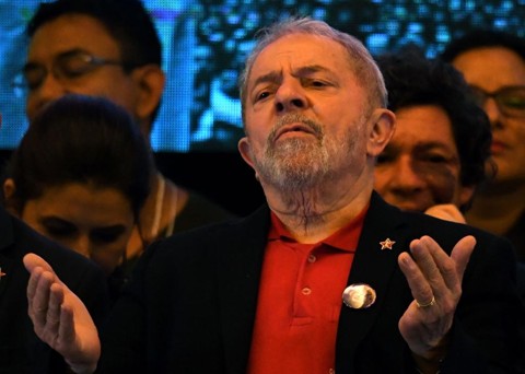 Lula tenta impedir novo depoimento de Emílio Odebrecht | EVARISTO SA/AFP