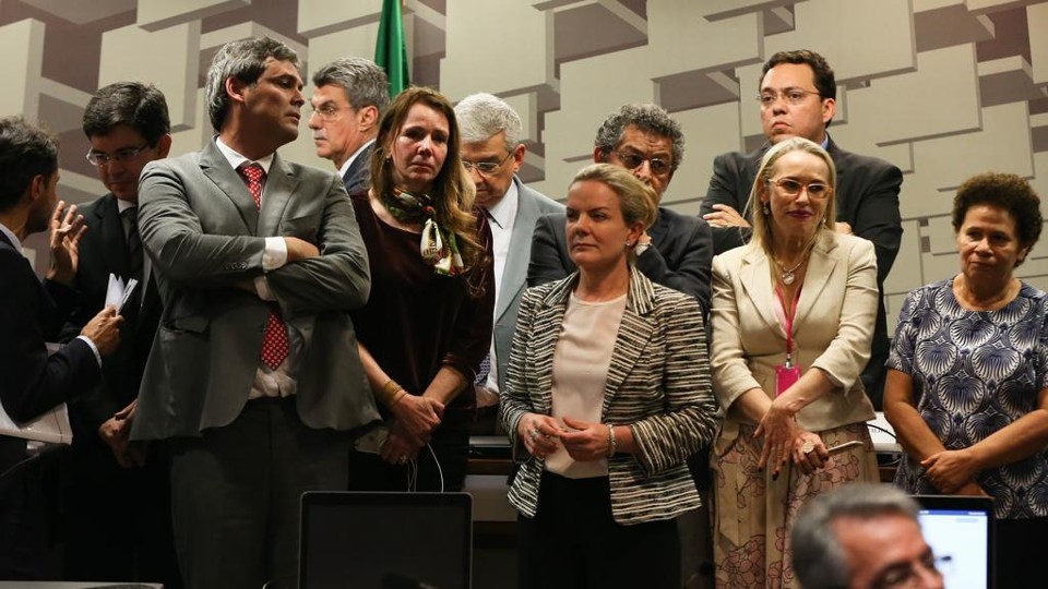 Votação da reforma trabalhista servirá de palanque contra Temer Trâmite da reforma na CAE foi marcada por discussões e tumultos. Senadores da oposição prepararam três relatórios alternativos para o tema. | Lula Marques/Agência PT