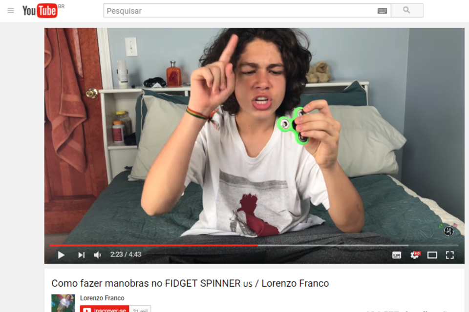 Youtuber Lorenzo Franco apresenta manobras com fidget spinner: popularidade repentina | Reprodução / YouTube