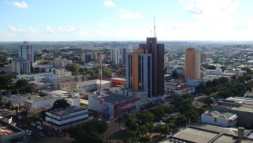 Cascavel, no Oeste do Paraná, está entre as cidades do estado que mais geraram emprego em maio. Apenas três municípios têm mais de 100 mil habitantes. | Wikimedia Commons