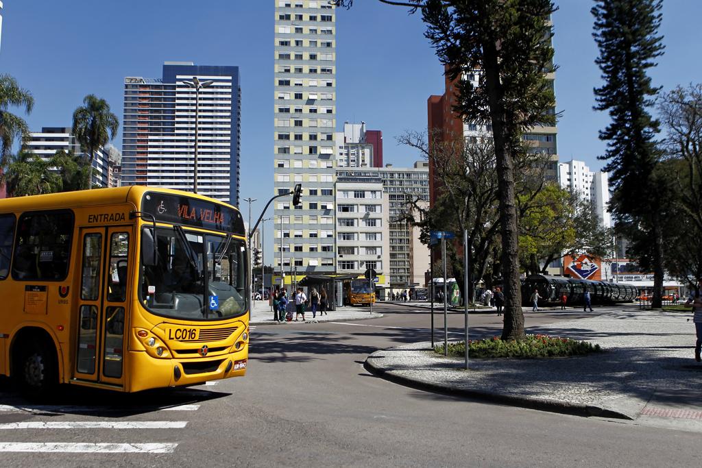 Motoristas e cobradores de Curitiba contestam desconto em salário de dias de paralisação nacional | Antônio More/Gazeta do Povo