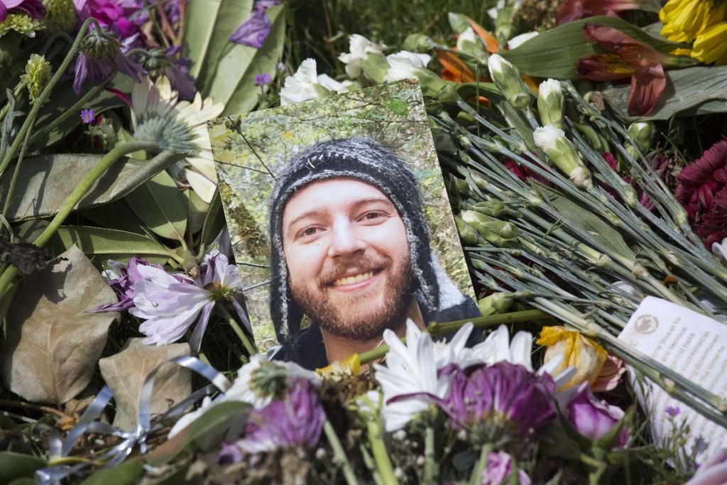Taliesin Myrddin Namkai Meche, de 23 anos, foi uma das vítimas assassinadas por um supremacista branco em Portland, Oregon.