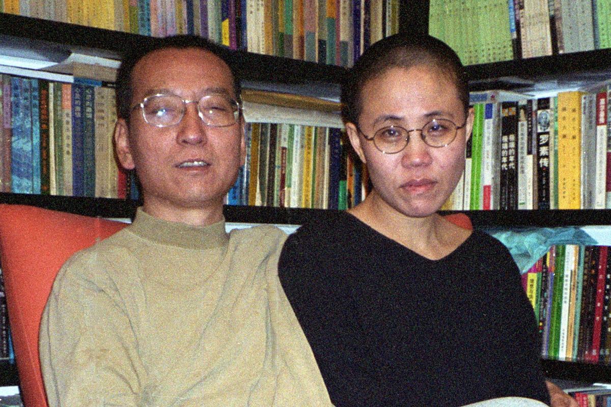 Liu Xiaobo e sua esposa Liu Xia em Pequim | HANDOUTAFP