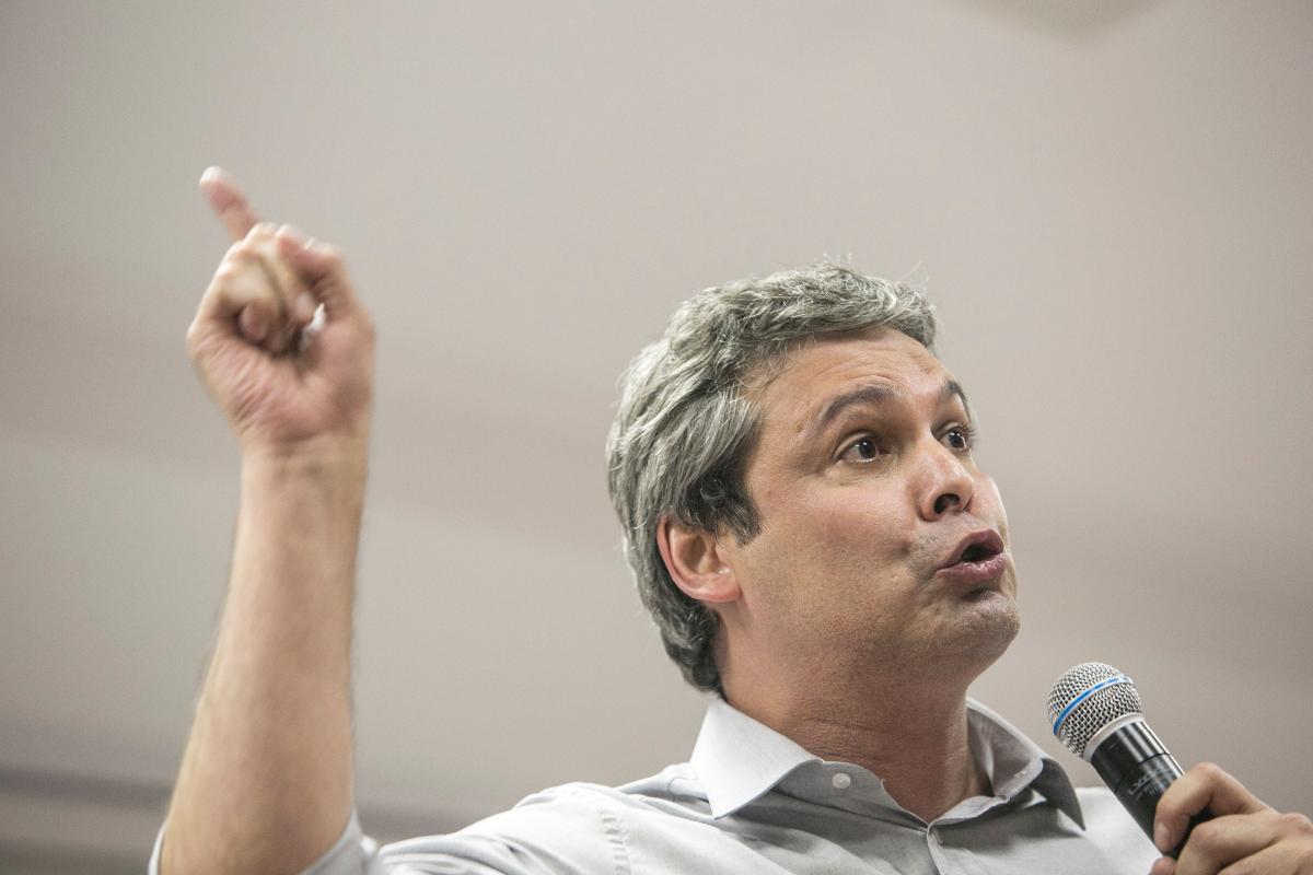 Lindbergh: ex-presidente da UNE chegou ao Senado Federal | Marcelo AndradeGazeta do Povo