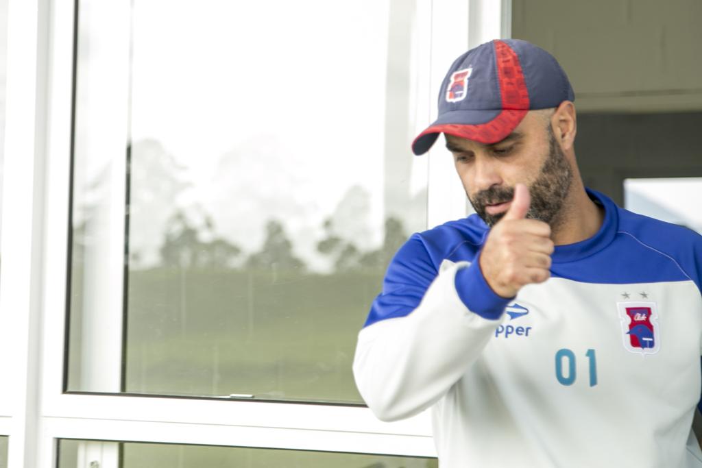 Cristian de Souza acredita que o Tricolor será forte na Série B; | Marcelo Andrade/Gazeta do Povo