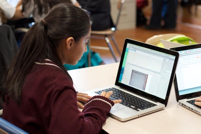 Ambiente virtual levou a maior participação dos alunos e discussões mais produtivas. | Globaloria.