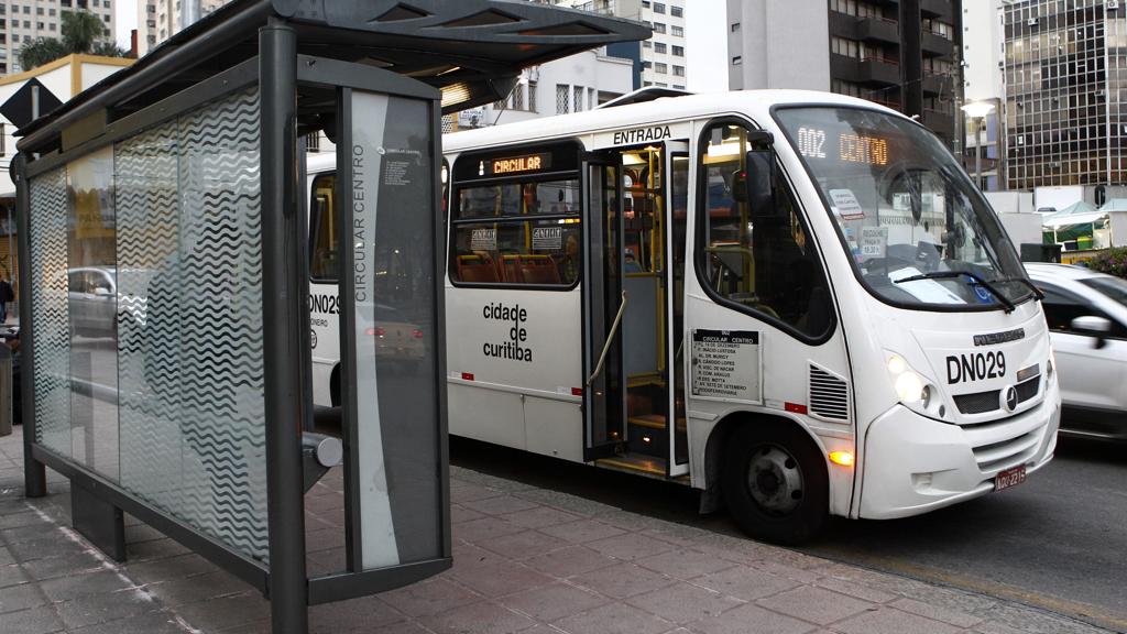 Mesmo mais barato, Circular Centro perdeu 40% de seus passageiros em quatro anos | Daniel Caron/Gazeta do Povo