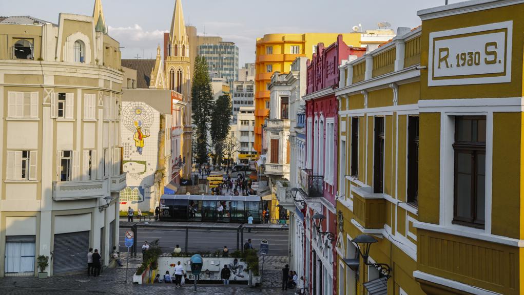 Tempo segue estável até o início da próxima semana. Depois, frio e chuva | Daniel Castellano/Gazeta do Povo