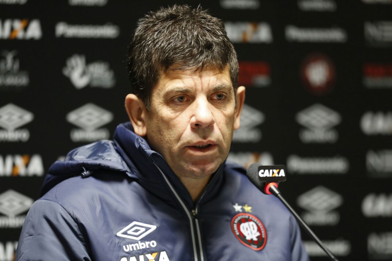 Fabiano Soares exalta Paulo Autuori. | /Felipe Rosa/Gazeta do Povo