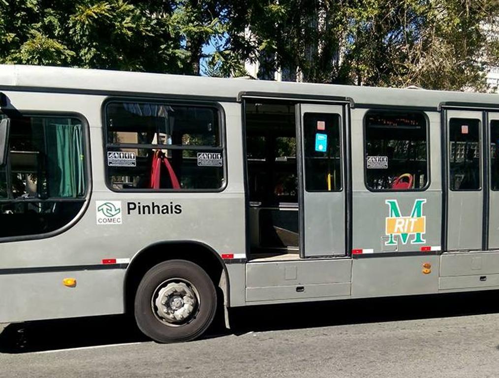 | Karina Aricielli/Leitor