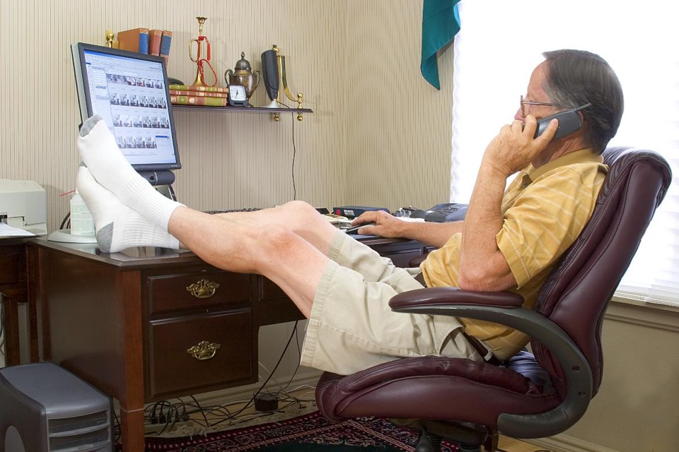 Seja em caráter experimental ou não, a verdade é que o trabalho remoto — uma realidade bastante conhecida das grandes empresas — está avançando também no setor público | Bigstock