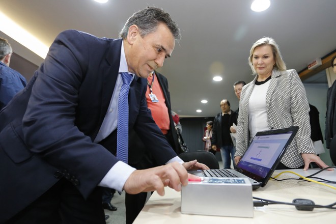 Executivo estadual apresentou plataforma de Governo Digital na semana passada em Curitiba. | Arnaldo Alves/ANPr