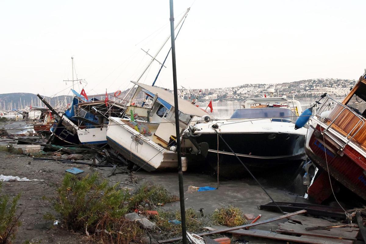 Terremoto causou pequeno tsunami em Bodrum, sudoeste da Turquia | Dogan News Agency/AFP