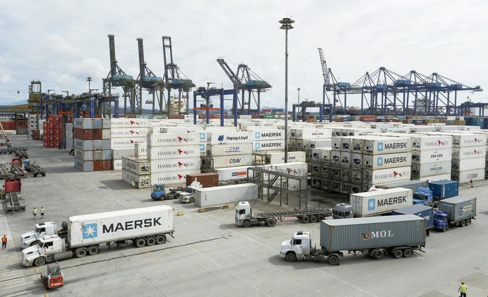 Terminal de Contêineres de Paranaguá (TPC) é um dos responsáveis pela nova abertura de vagas no Porto de Paranaguá | Hugo Harada/Gazeta do Povo