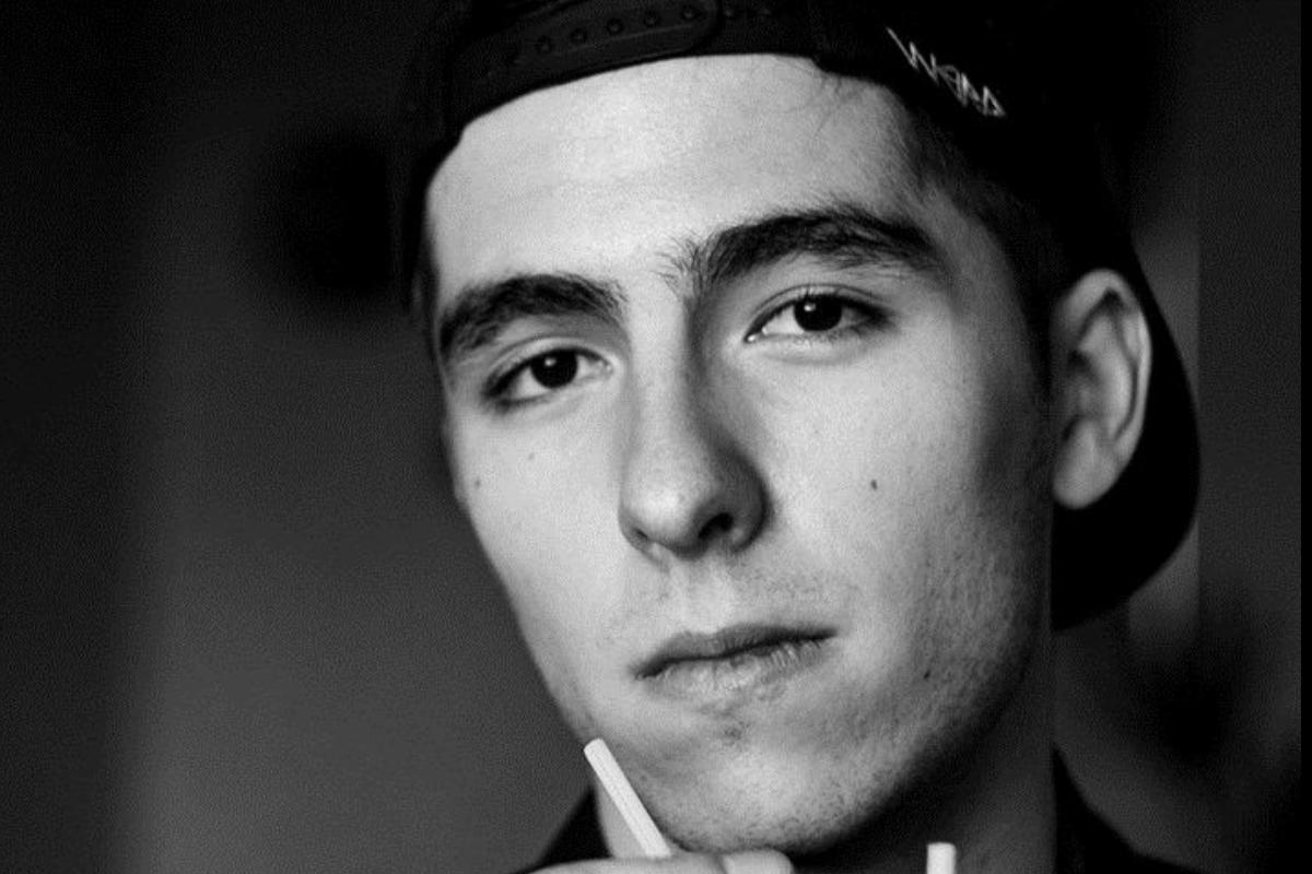 Vitor Caldas tinha 20 anos, e acabado de descobrir um linfoma | Reprodução
Facebook