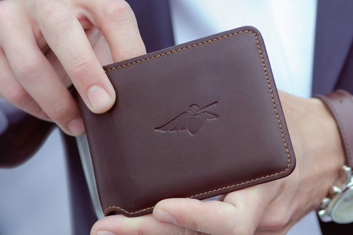 Parece uma carteira qualquer, mas ela é recheada de tecnologia | VoltermanDivulgação