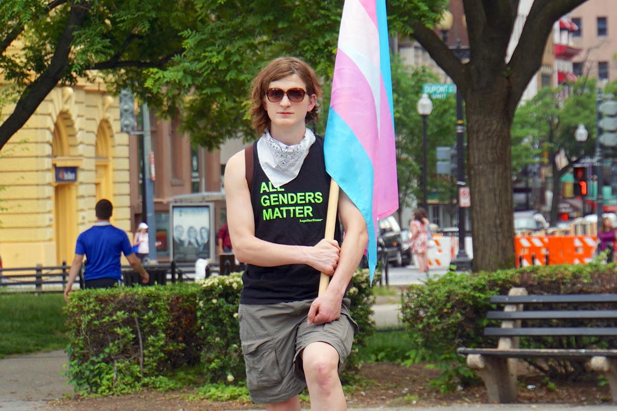 Manifestante transgênero em Washington, nos Estados Unidos:  pesquisa traz novos elementos sobre o assunto | Ted Eytan