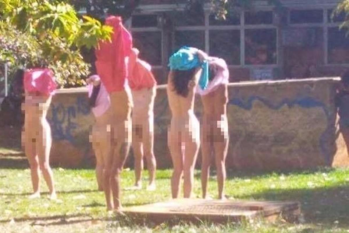 Ato em campus da UFU: universidade não vê problema em nudez | ReproduçãoFacebook