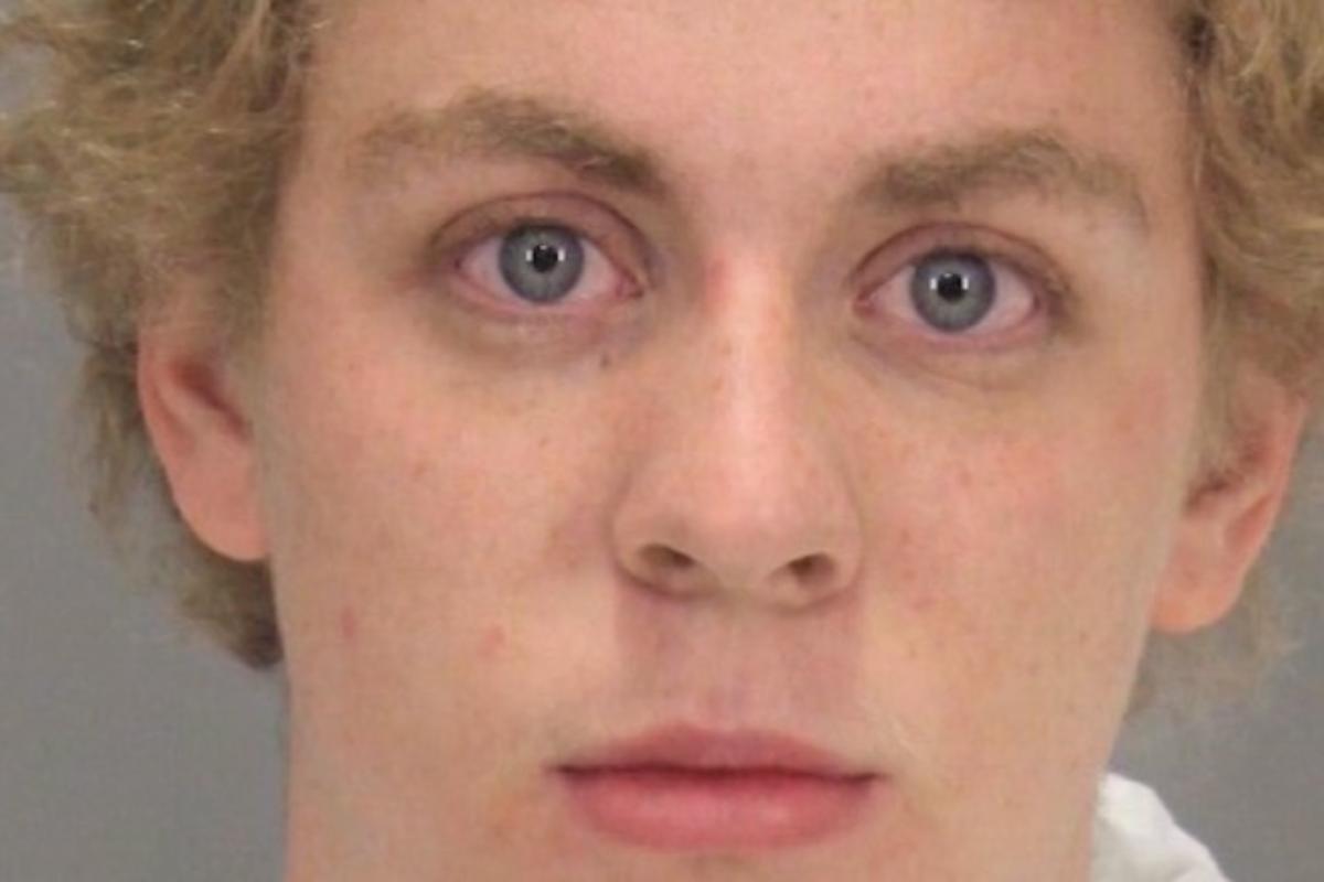 Broke Turner, aluno e membro da equipe de natação da Universidade de Stanford, foi condenado por estuprar uma jovem de 23 anos. | Reprodução CNN