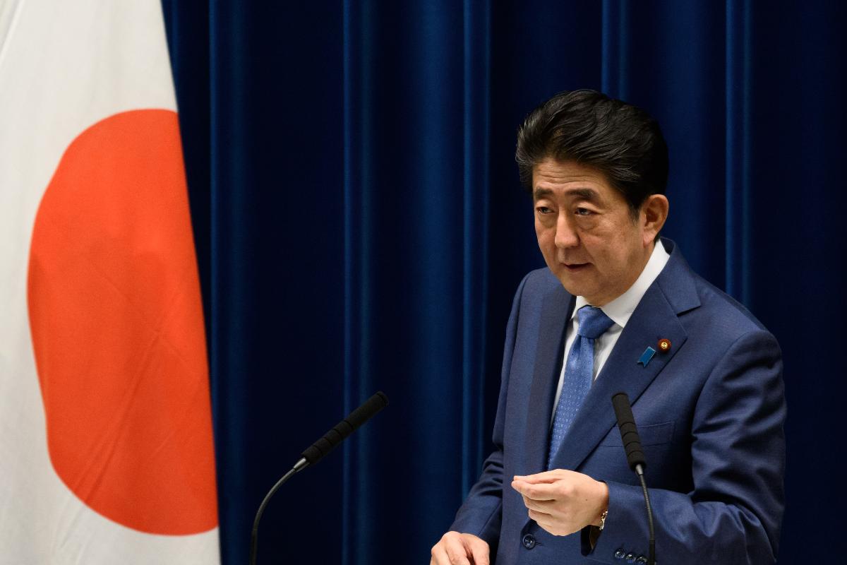 O primeiro-ministro japonês, Shinzo Abe, durante uma coletiva de imprensa em Tóquio | Akio KonBloomberg