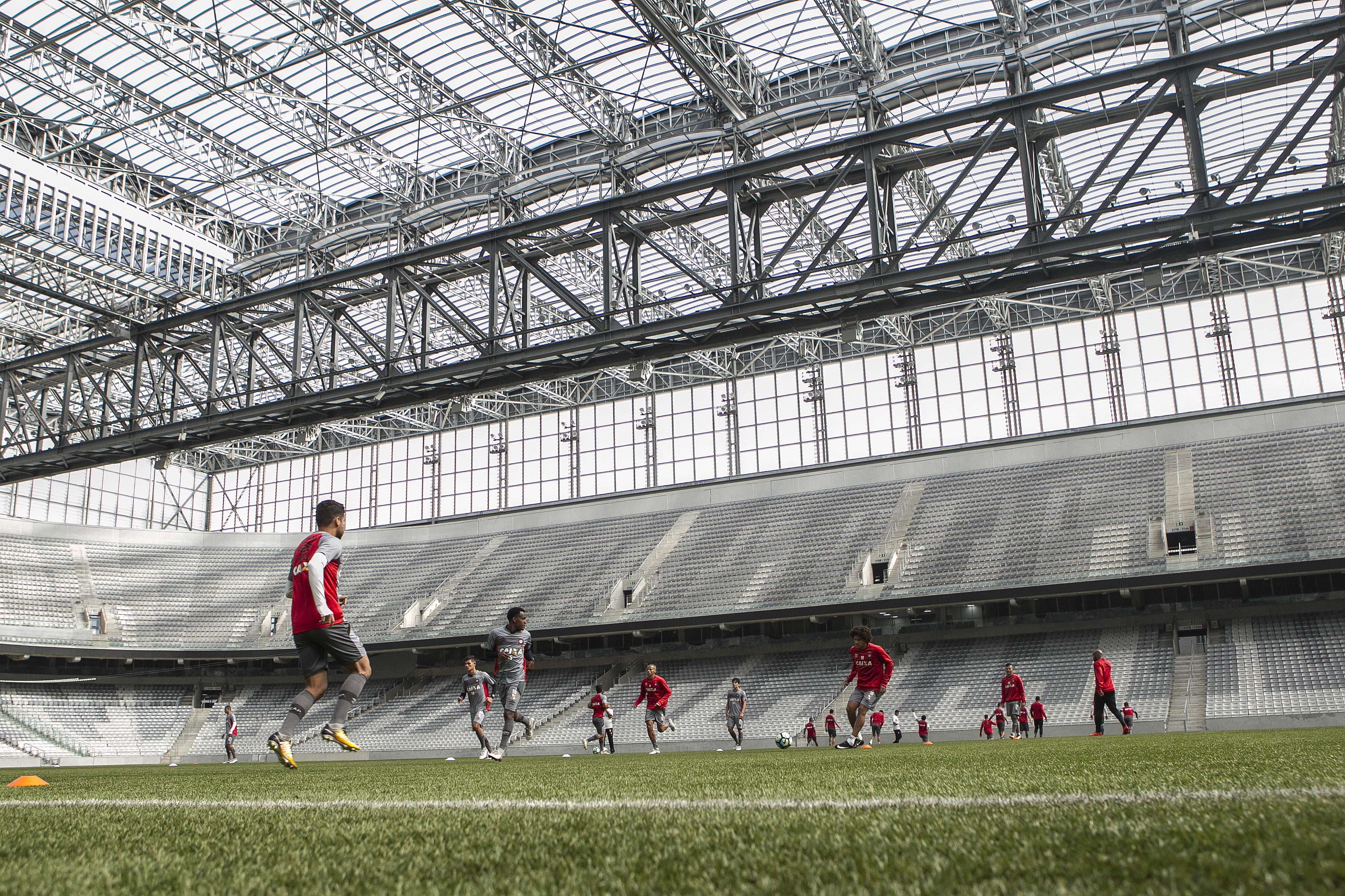 Furacão treina na Arena para o duelo com o Avaí. | Daniel Caron/Gazeta do Povo