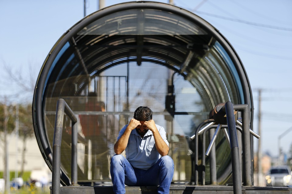 “Sempre espero o pior”, revela cobrador de ônibus que foi assaltado 76 vezes | Jonathan Campos/Gazeta do Povo