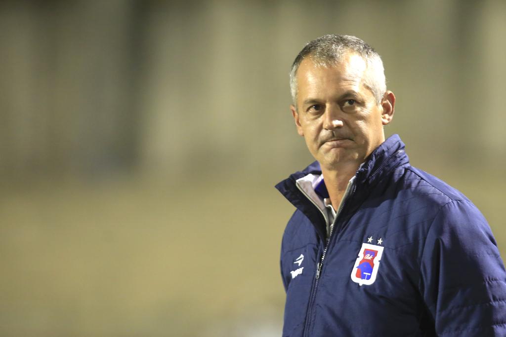 Técnico Lisca elogiou o Flamengo, adversário pela Primeira Liga. | Marcelo Andrade/Gazeta do Povo