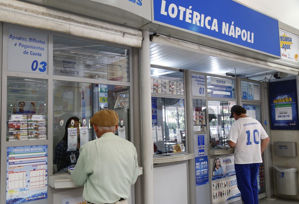Ganhador de Curitiba retira prêmio da Mega-Sena de R$ 51 milhões | Aniele Nascimento/Gazeta do Povo
