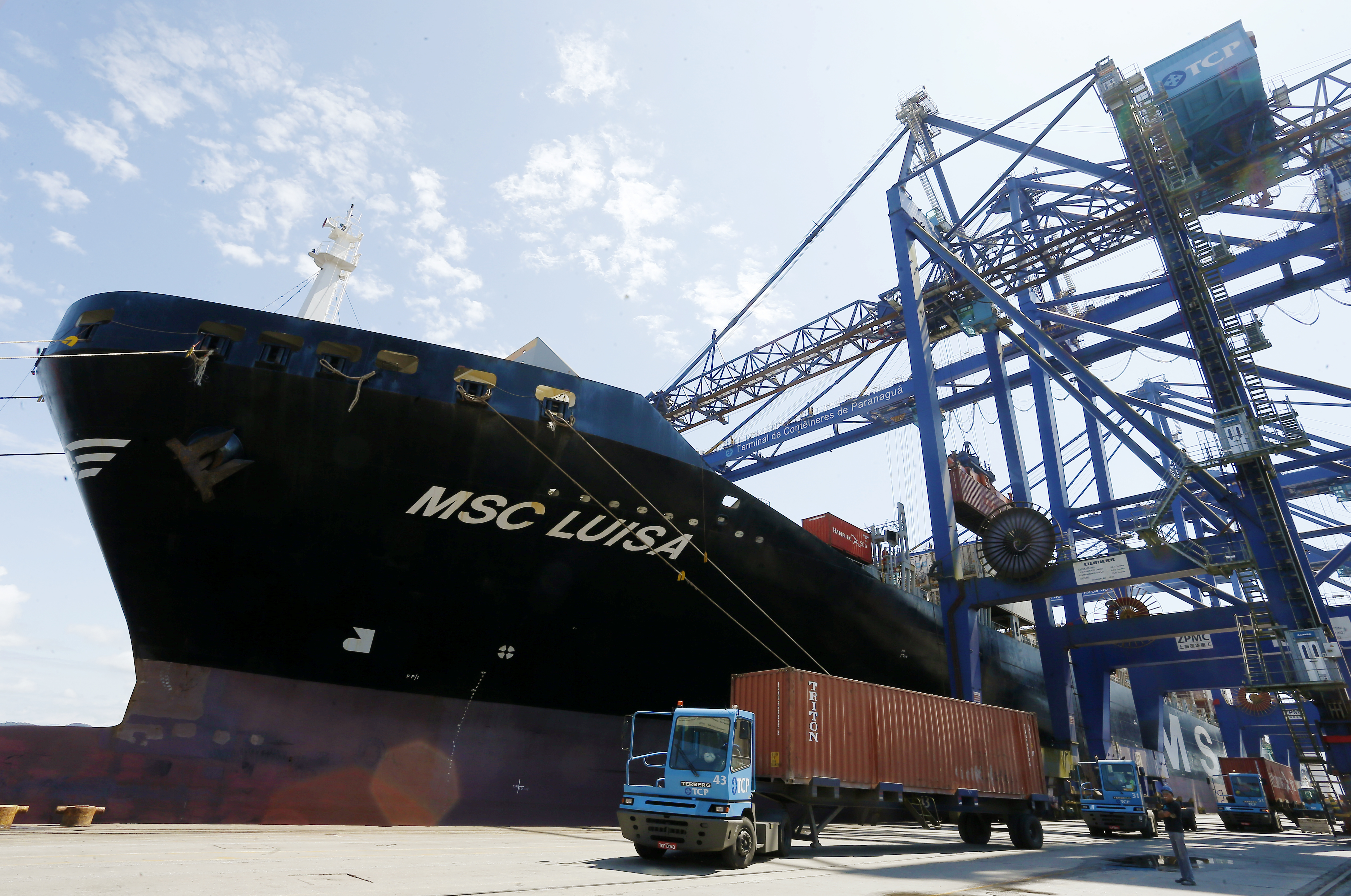 Navio atracado no TCP, e m Paranaguá | Hugo Harada/Gazeta do Povo