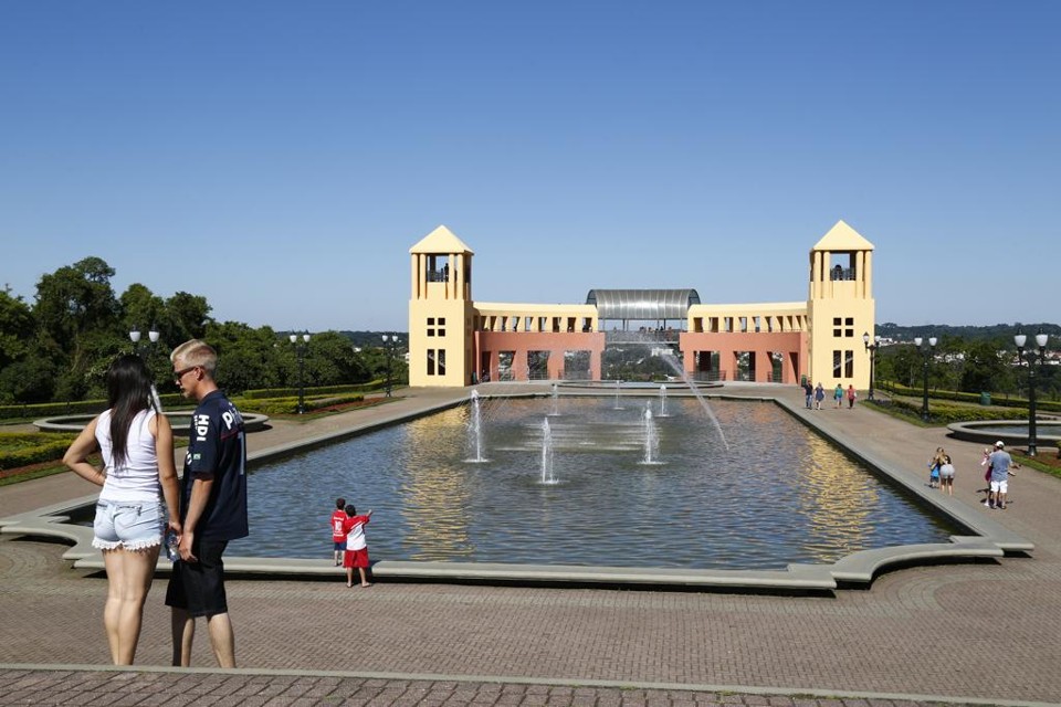 Fim de semana deve ter sol e calor de 30ºC em Curitiba, diz o Simepar