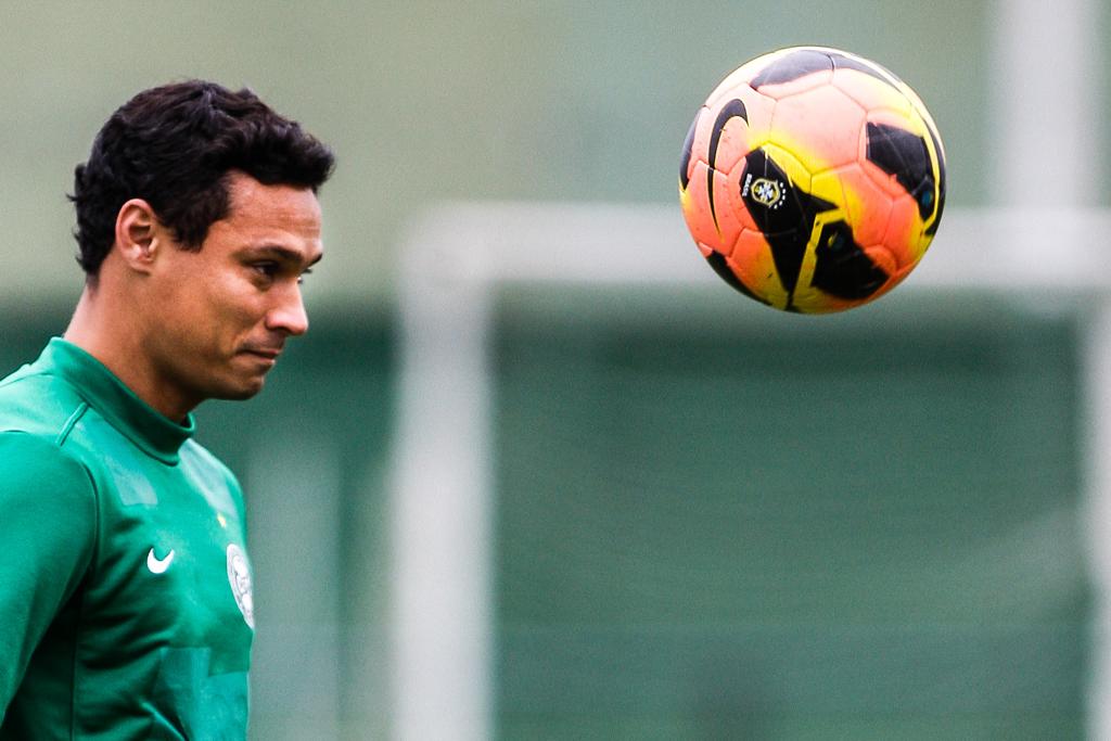 Coxa quer o retorno de Emerson ao clube. | BRUNNO COVELLO/Gazeta do Povo