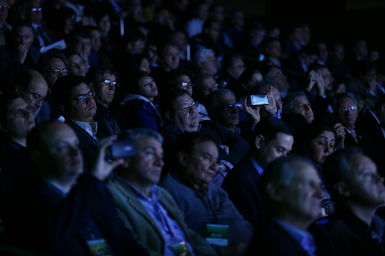 O painel foi composto pelo presidente da CCR, José Alberto Moita; pelo diretor Regulatório e Institucional da Rumo, Guilherme Penin; e intermediado pelo diretor-presidente Appa, Luiz Henrique Dividino. | Jonathan Campos/Gazeta do Povo