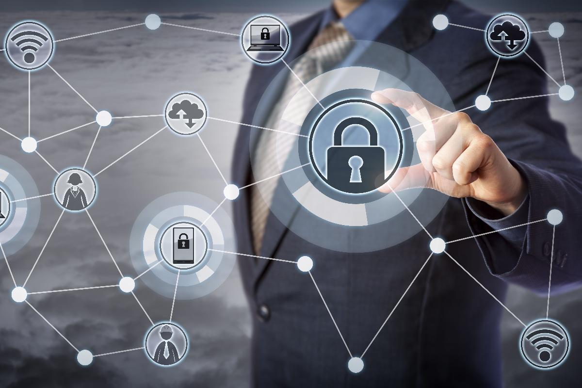 Segundo estudo recente da Deloitte, o mercado mundial terá mais de 1,5 milhão de vagas até 2019 na área de cibersegurança. | Bigstock