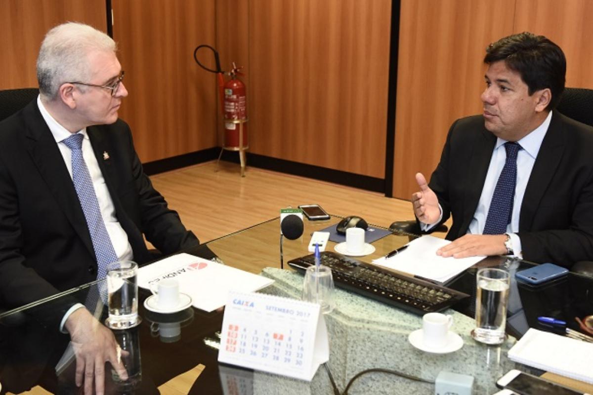 Mendonça Filho e o presidente da Andifes, Emmanuel Tourinho, em reunião nesta sexta | Divulgação /Ministério da Educação