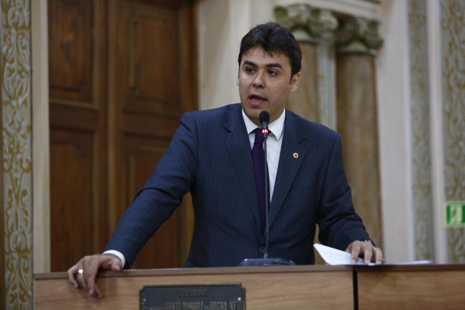 Alvo de sindicância, vereador Thiago Ferro (PSDB) diz que denúncia é caluniosa | Aniele Nascimento/Gazeta do Povo