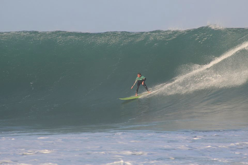 Na foto, o surfista Jairo Lumertz. | Carolina Albuquerque Scorsin/