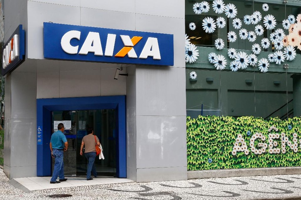 88 milhões de trabalhadores receberão parte dos lucros do FGTS até 31 de agosto Ao todo, serão R$ 7,28 bilhões depositados nas contas ativas e inativas dos trabalhadores que tinham saldo em 31 de dezembro de 2016. | Aniele Nascimento/Gazeta do Povo