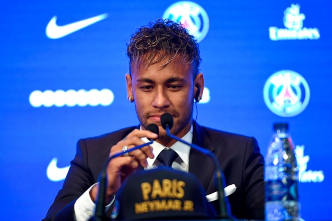 | LIONEL BONAVENTURE/AFP