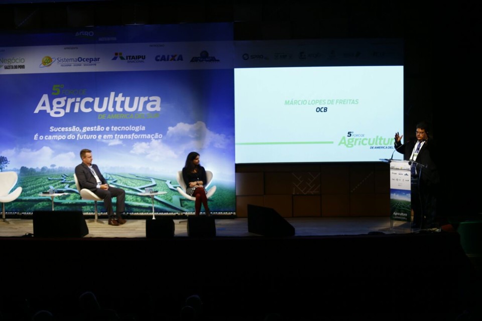 Da esquerda para a direita, Almir Meinerz, Maria Noel Ackermann e Márcio Lopes de Freitas | Jonathan Campos/Gazeta do Povo