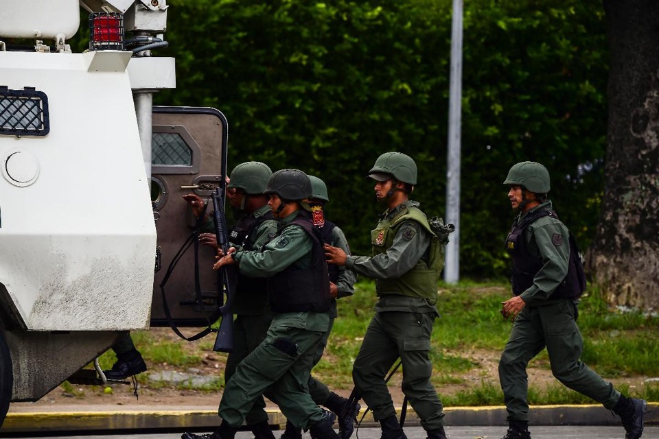 Protestos no país são reprimidos rigidamente pelas forças de segurança da Venezuela | RONALDO SCHEMIDT/
AFP