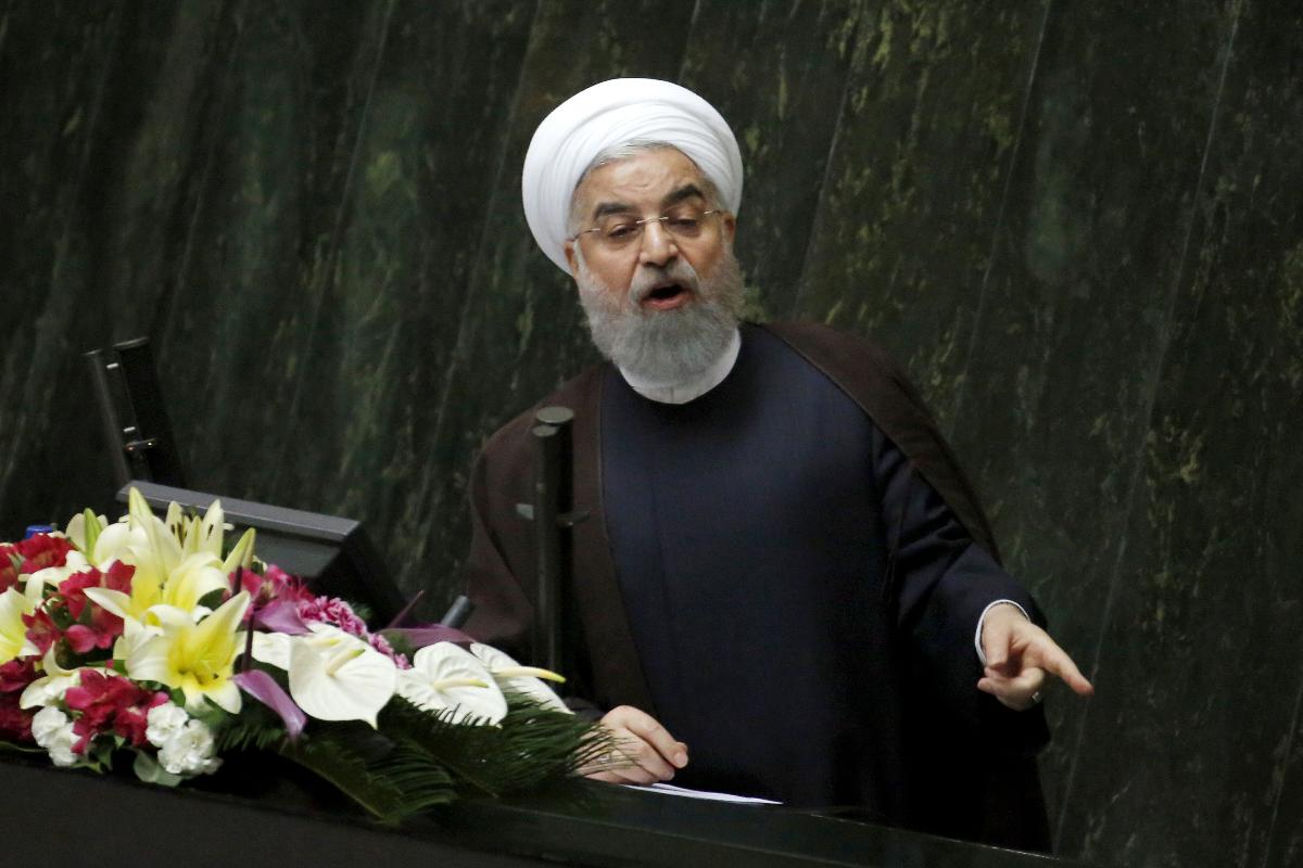 Comentários do presidente Hassan Rouhani são vistos como resposta à decisão dos EUA de punir indivíduos envolvidos no programa de mísseis do país | ATTA KENARE/AFP